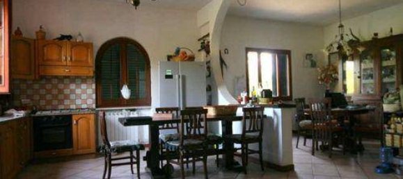 3 غرف نوم فيلا في Riccò del Golfo di Spezia, Italy رقم 229048 37