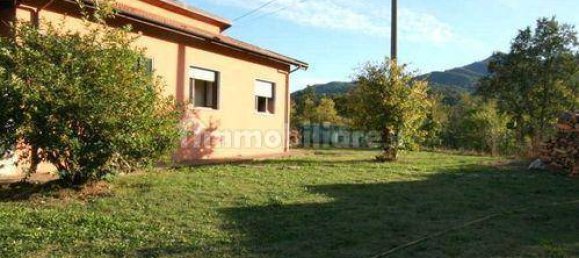 3 غرف نوم فيلا في Riccò del Golfo di Spezia, Italy رقم 229048 26