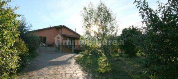 3 غرف نوم فيلا في Riccò del Golfo di Spezia, Italy رقم 229048 45