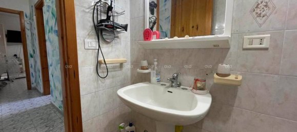 Apartamento de 4 habitaciónes en Gallipoli, Italy No. 28166 13