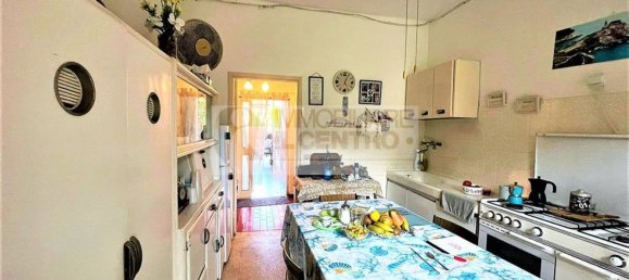 4 bedrooms Apartment in Ameglia, Italy No. 336492 5