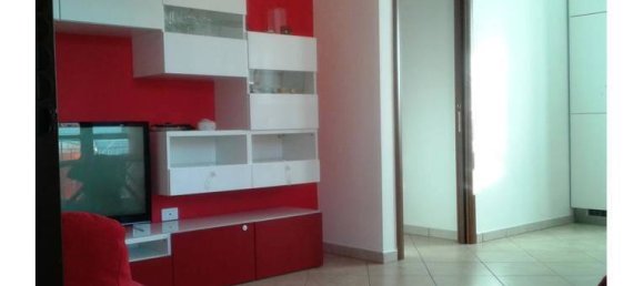 Apartamento de 2 dormitorios en Bientina, Italy No. 252958 2