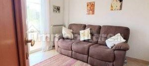 5 bedrooms Apartment in Rome, Italy No. 290014 3