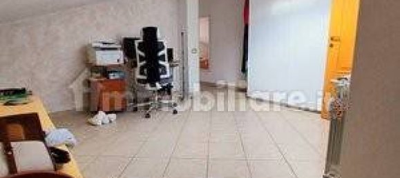 5 bedrooms Apartment in Rome, Italy No. 290014 5