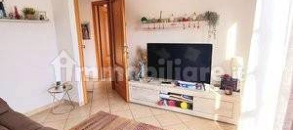 5 bedrooms Apartment in Rome, Italy No. 290014 15