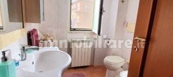 5 bedrooms Apartment in Rome, Italy No. 290014 9