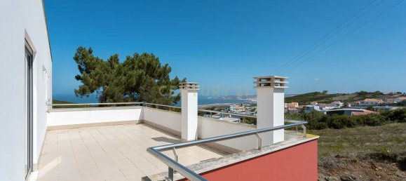 3 bedrooms House in Nazare, Portugal No. 127701 21