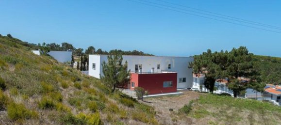 3 bedrooms House in Nazare, Portugal No. 127701 5