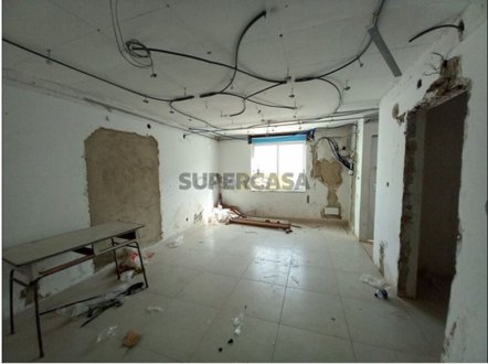 4 bedrooms Apartment in Seixal, Portugal No. 84434