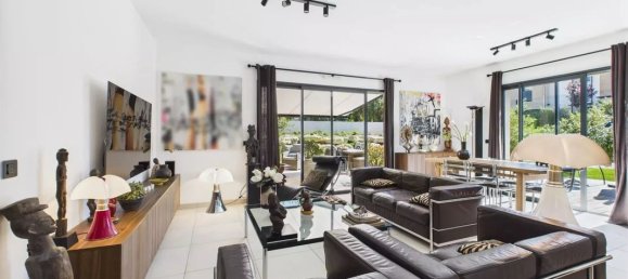 3 Schlafzimmer Haus in Aix-en-Provence, France, Nr. 342423 8