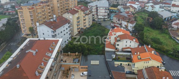 696m² Land in Rio Tinto, Portugal No. 111889 16