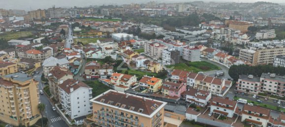 696m² Land in Rio Tinto, Portugal No. 111889 23
