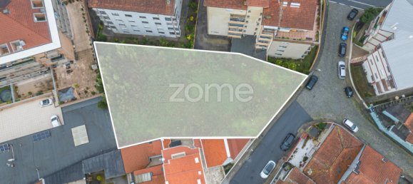 696m² Land in Rio Tinto, Portugal No. 111889 2