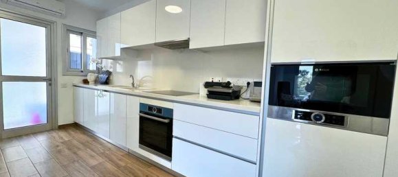 Квартира с 4 спальнями в Гермасойя, Кипр № 20174 5