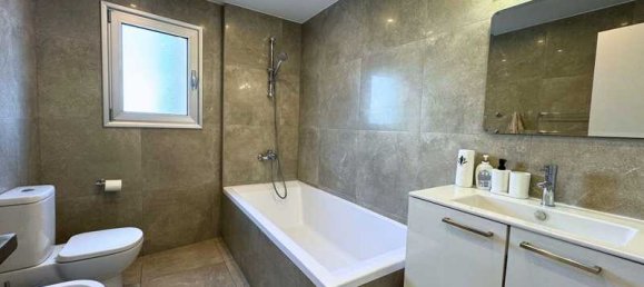 Квартира с 4 спальнями в Гермасойя, Кипр № 20174 8