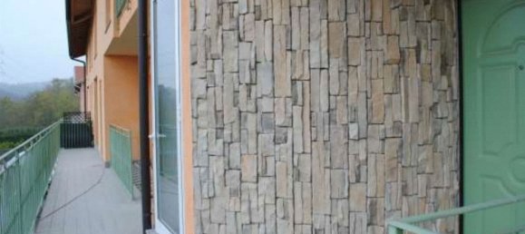 3 rooms Apartment in Malnate, Italy No. 111541 7