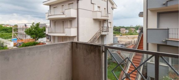 4-Zimmer Wohnung in Cattolica, Italy, Nr. 275398 15