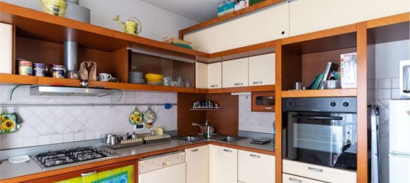 4-Zimmer Wohnung in Cattolica, Italy, Nr. 275398 10