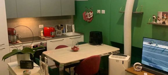 2-salle Appartement à Milan, Italy No. 245608 2