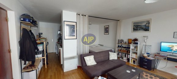 Estudio en Bordeaux, France No. 355122 3