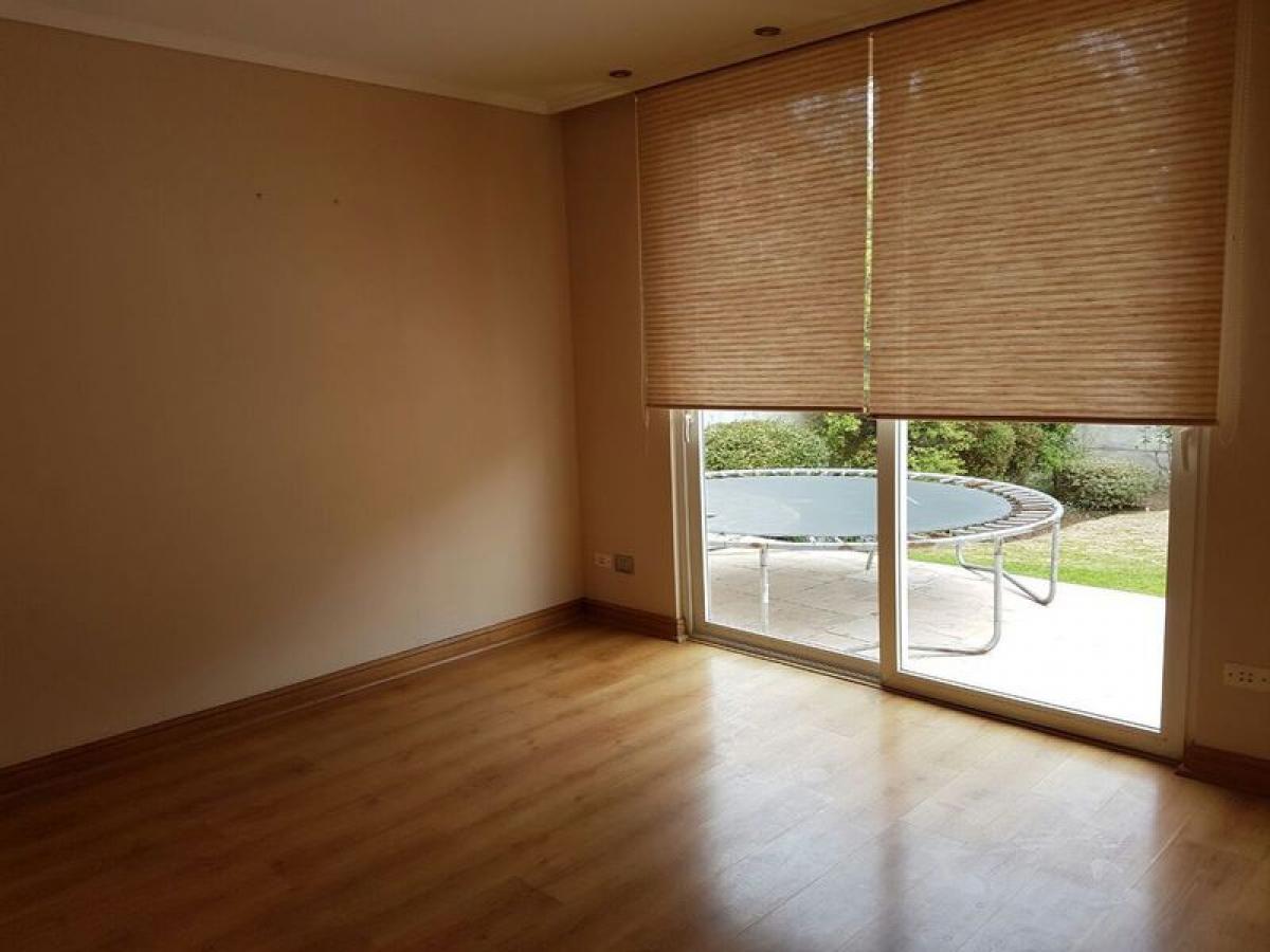 5 bedrooms House in Valparaiso, Chile No. 2073