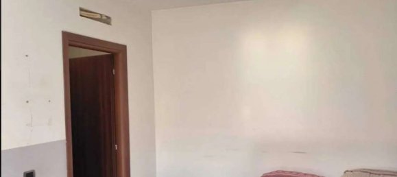 2 rooms Apartment in Giussano, Italy No. 8243 10