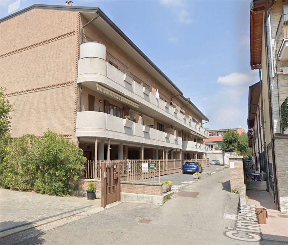 2 rooms Apartment in Giussano, Italy No. 8243