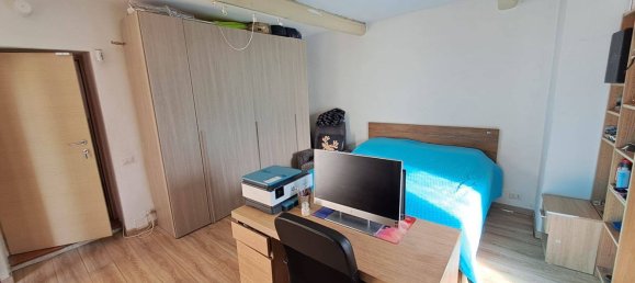 5 rooms Apartment in Bisuschio, Italy No. 47020 22