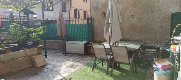 5 rooms Apartment in Bisuschio, Italy No. 47020 11