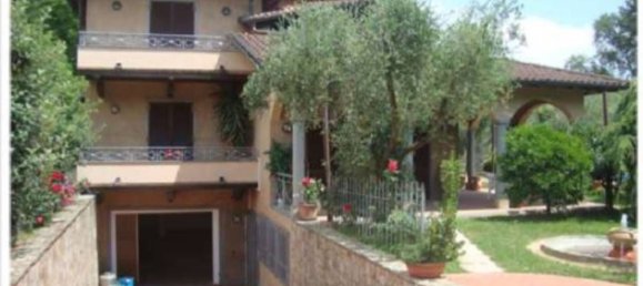 Villa de 7 habitaciónes en Massa, Italy No. 261553 6