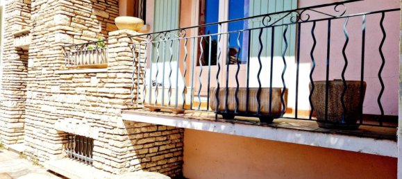 2 bedrooms House in Apt, France No. 355642 8