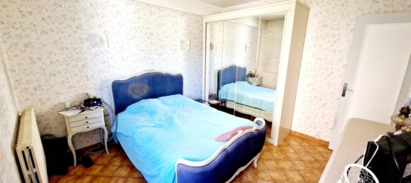 2 bedrooms House in Apt, France No. 355642 6