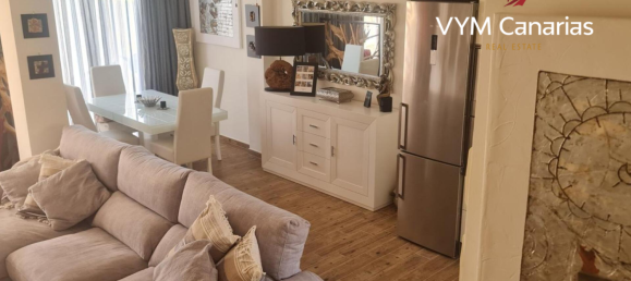 3 bedrooms Townhouse in Callao Salvaje, Spain No. 16074 17