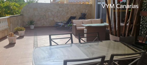 3 bedrooms Townhouse in Callao Salvaje, Spain No. 16074 6