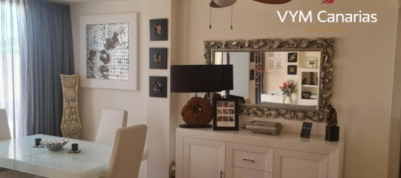 3 bedrooms Townhouse in Callao Salvaje, Spain No. 16074 24