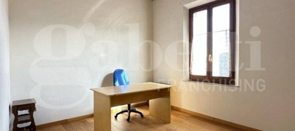 2 bedrooms Apartment in Siena, Italy No. 44542 19