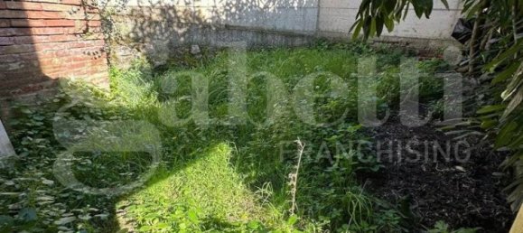 2 bedrooms Apartment in Siena, Italy No. 44542 9