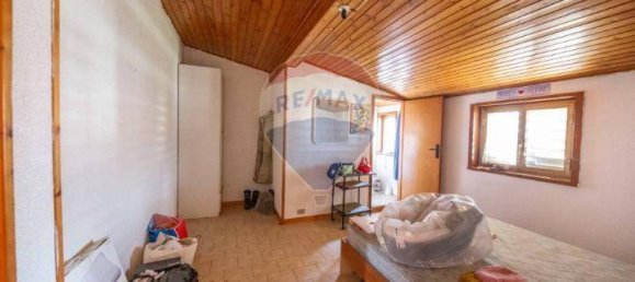 5 bedrooms Villa in Tremestieri Etneo, Italy No. 84737 41