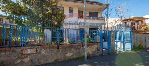 5 bedrooms Villa in Tremestieri Etneo, Italy No. 84737 20