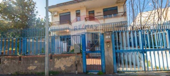 5 bedrooms Villa in Tremestieri Etneo, Italy No. 84737 19