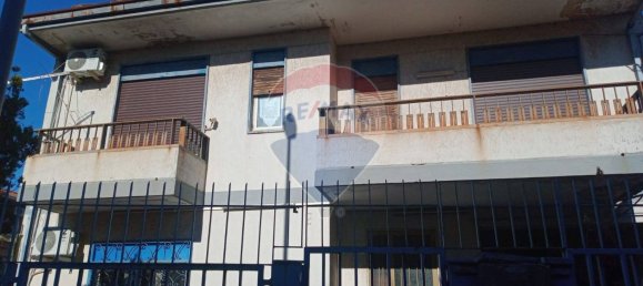 5 bedrooms Villa in Tremestieri Etneo, Italy No. 84737 17