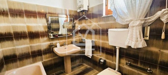 2 bedrooms Apartment in Andria, Italy No. 272308 9