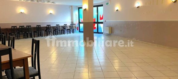 5 rooms Commercial property in Spoleto, Italy No. 287391 4