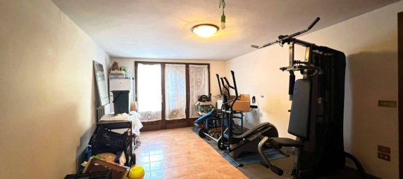 Dúplex de 3 dormitorios en Albinea, Italy No. 92743 26