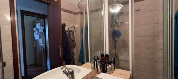 Dúplex de 3 dormitorios en Albinea, Italy No. 92743 18