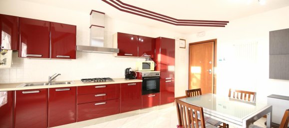 Дуплекс с 3 комнатами в Моргано, Италия № 30282 3