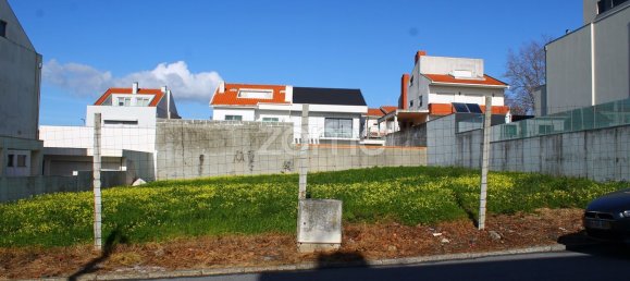 315m² Land in Arcozelo, Portugal No. 83475 10