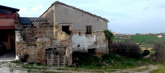 6 bedrooms House in San Clemente, Italy No. 113079 5