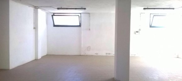 مرآب في Pontedassio, Italy 140متر مربع رقم 165500 9