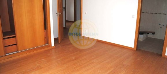 Вилла с 4 спальнями в Калдаш да Раинья, Португалия № 135093 28